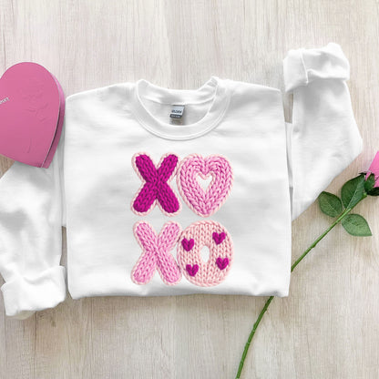 FAUX YARN CROCHET XOXO SWEATSHIRT