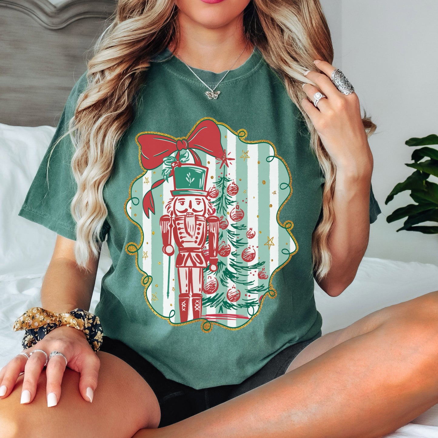 STRIPED NUTCRACKER TEE