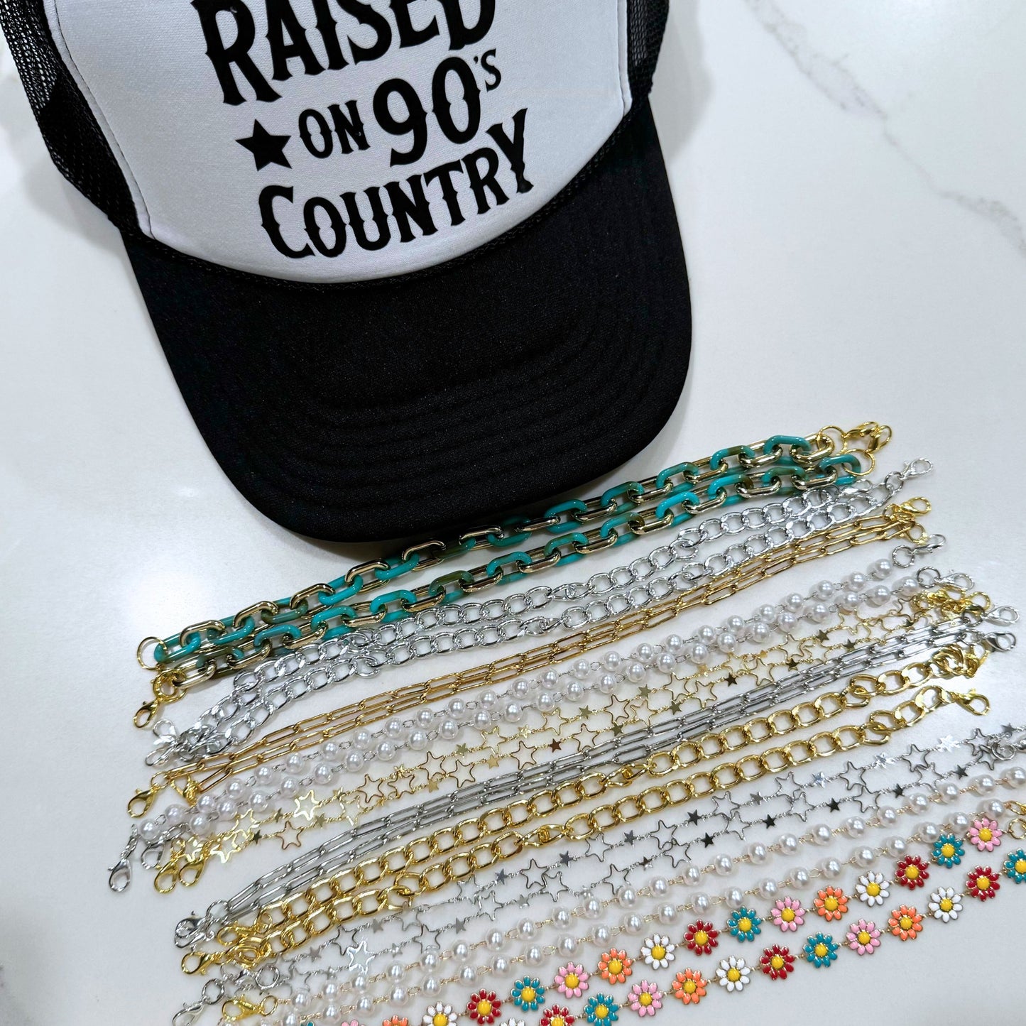 TRUCKER HAT CHAIN- TWISTED CURB GOLD